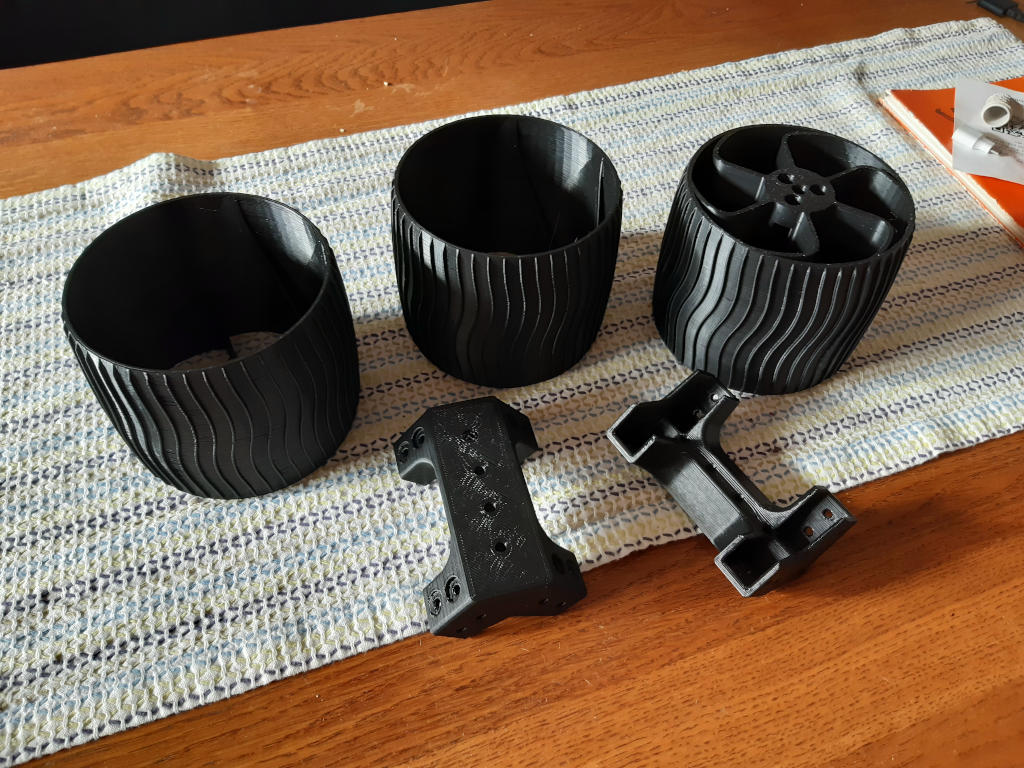 Box corners with the three wheels printed so far